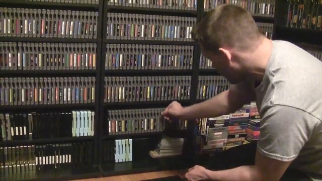 Game Room Tour 2015 3000+ Games Grimsie42 смотреть онлайн