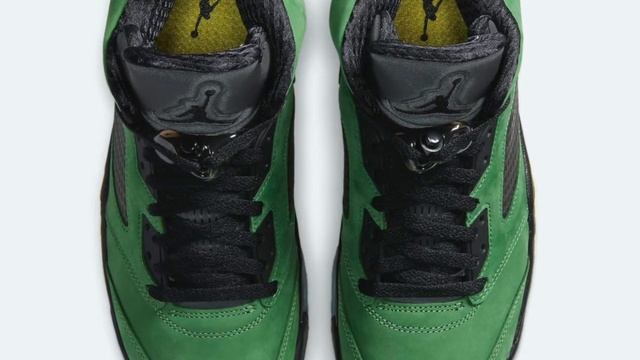 Official Photos of the Air Jordan 5 “Oregon” смотреть онлайн