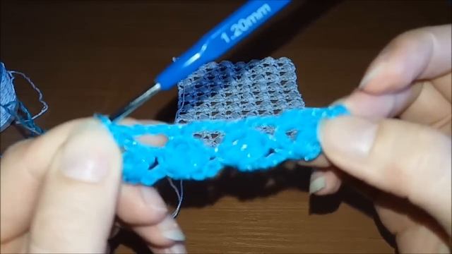 Узор крючком шишечки в сетке. Crochet patterns. смотреть онлайн