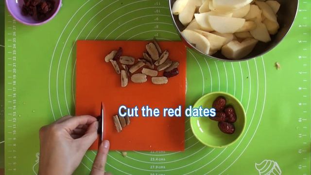 Apple and Red Date Soup смотреть онлайн