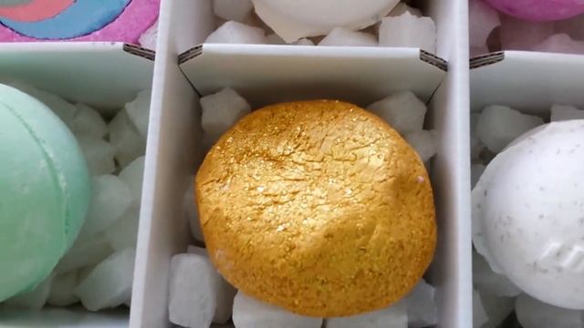 Lush The Art of Bathing Gift Box! смотреть онлайн