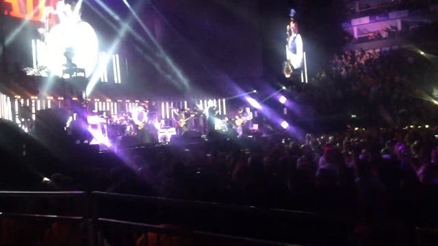 Danny Sloggett Vision Madness singing Mr Apple and They call it Madness live at the O2 arena смотреть онлайн