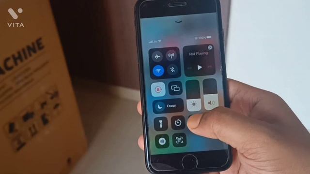 Notification Shade in iPhone 8 смотреть онлайн