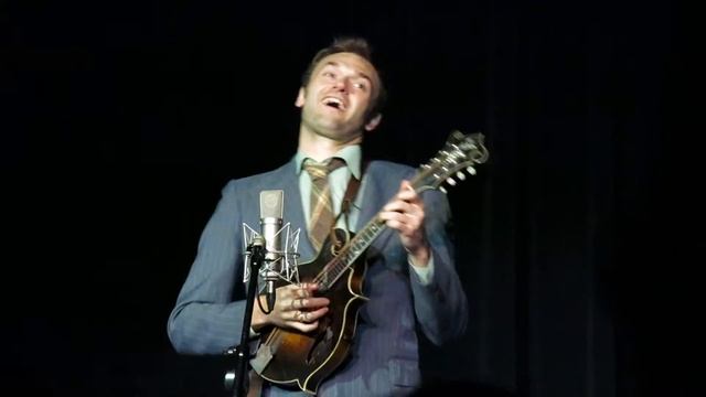 Chris Thile - Fast As You Can (Fiona Apple cover) - Dallas, TX 02-19-14 смотреть онлайн