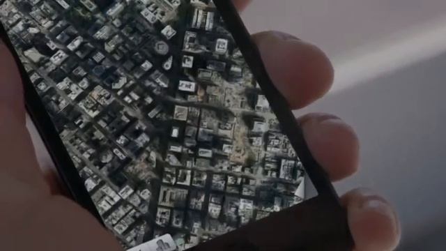 Apple - iPhone 5 - It's so much more. And so much less, too.. смотреть онлайн