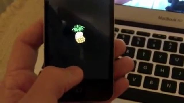iPhone 4 (iOS 4.2.1) Untethered Boot EliteGeek91 Video 2 смотреть онлайн