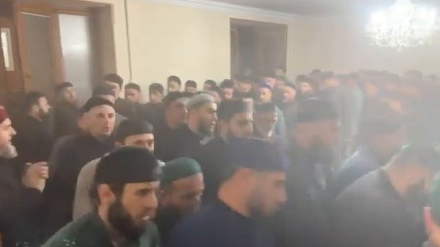 Зикр Сержень-Юрт 04.12.2023 смотреть онлайн