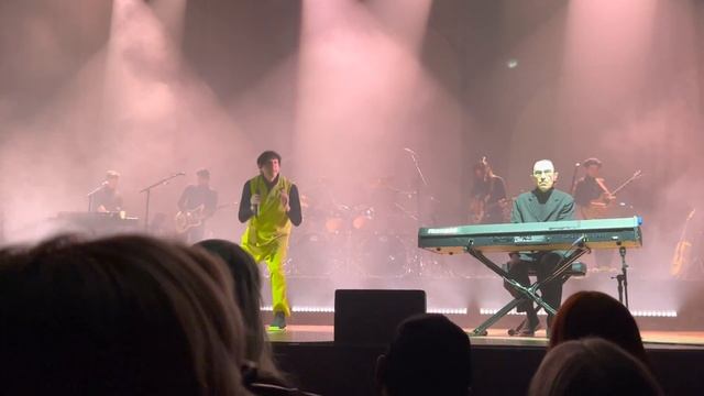 Sparks - This Town Ain’t Big Enough For The Both Of Us Live in Atlanta 2022 | Ron & Russell Mael смотреть онлайн