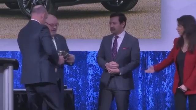 Vehicles of year: Corvette, Jeep, Kia Telluride смотреть онлайн