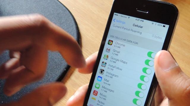 Monitor App Data Usage in iOS 7 & Disable Data-Hungry Apps [How-To] смотреть онлайн