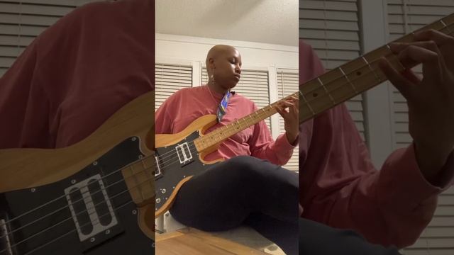 Fleetwood Mac - Sugar Daddy bass cover смотреть онлайн