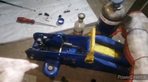 Ремонт подкатного домкрата. Прокачка подкатного домкрата. Как прокачать подкатной домкрат Просто.