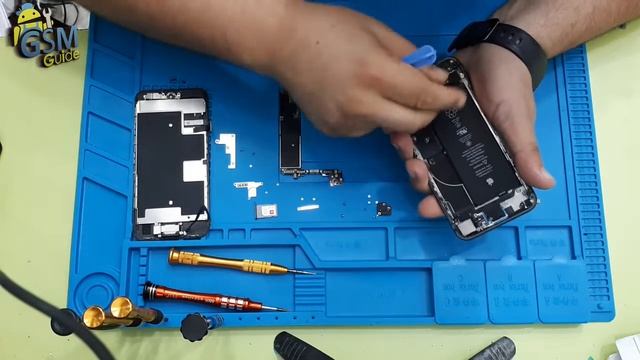iPhone 8 Battery Replacement—How To remove It - Gsm Guide смотреть онлайн