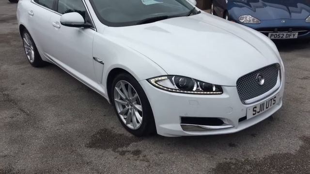 Warrington jag centre .. 2011 Jaguar XF 2.2 in polar white смотреть онлайн