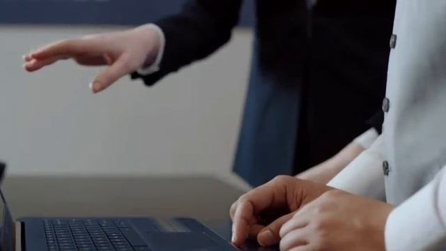 Windows 10 Pro in S mode: Empowering Firstline Workers Every Day смотреть онлайн