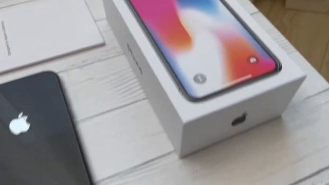 iPhone X 64 gb АКБ 93% смотреть онлайн
