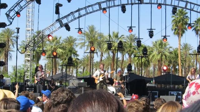 Mac DeMarco - "Ode to Viceroy" @ Coachella 4/12/2015 смотреть онлайн