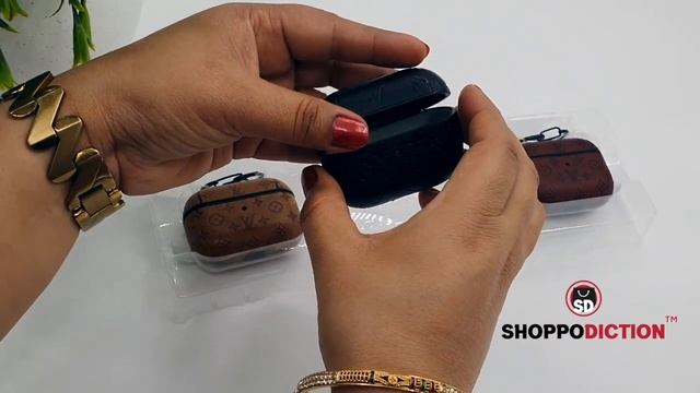 Leather AirPods Pro Case Monogram Lv Design смотреть онлайн