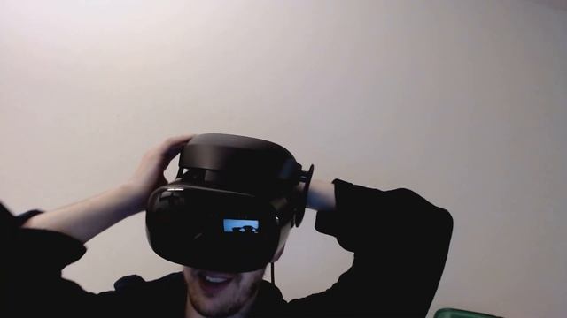 Samsung HMD Odyssey Virtual Reality VR Headset Review and Box Opening смотреть онлайн