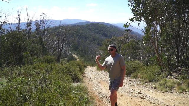 Mt Pinnibar & Mt Gibbo - NSW & Victorian High Country 4x4 Adventure 2019 #2/3 смотреть онлайн