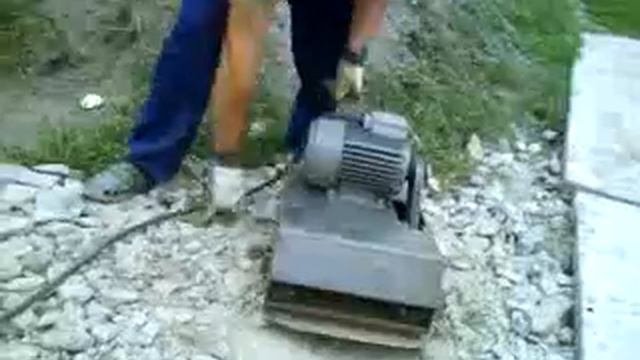 Vibration plate,Home made смотреть онлайн
