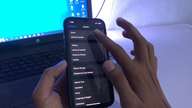 Enable Screen Distance on iPhone and iPad (2023) | How to turn on Screen Distance on iOS 17 смотреть онлайн