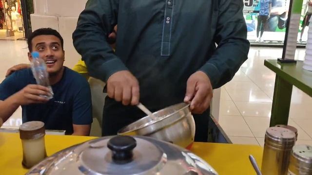 Packages Mall Visit | Window Shopping | MUHAMMAD SHAHID YAQOOB смотреть онлайн