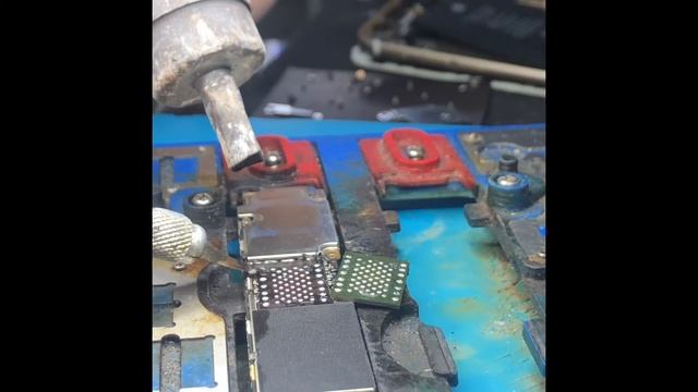Remoção memória nand iphone 6 смотреть онлайн