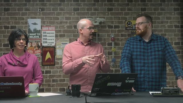 Free Alternatives to Windows 10 смотреть онлайн