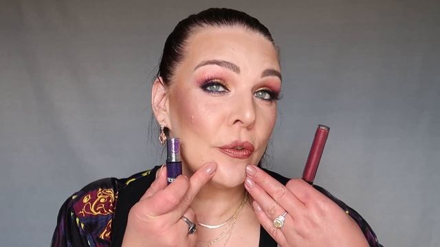 Mac Cosmetics Black Panther Swatches & Prices Review | Part 1. 🖤 смотреть онлайн