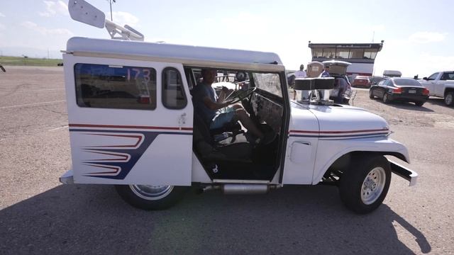 Rookie Brings Nitrous Fed Postal Jeep To Rocky Mountain Race Week смотреть онлайн