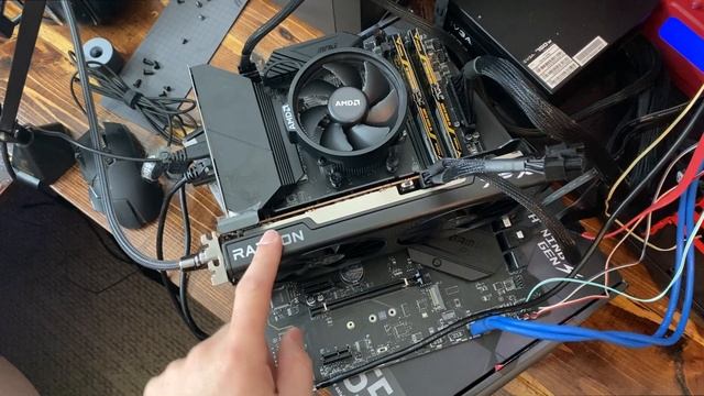 Fixing a viewers old gaming PC (won’t boot) смотреть онлайн