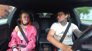 ОЗАБОЧЕННАЯ ДЕВУШКА ПРИШЛА НА ПЕРВОЕ СВИДАНИЕ