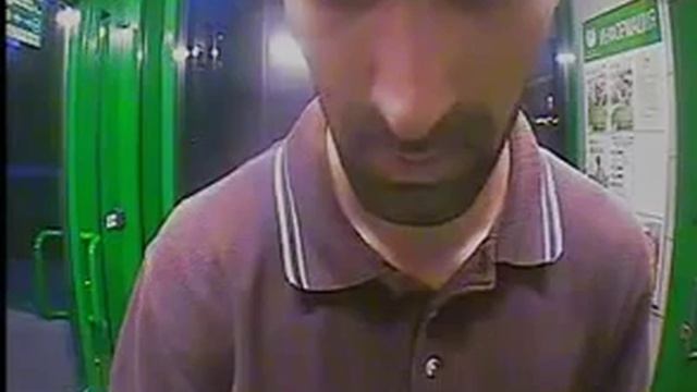 Used Stolen Debit Card and Got Nervous Escape from Bank like GTA смотреть онлайн