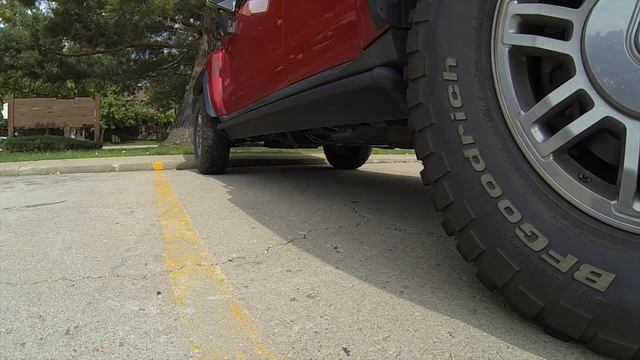 Hummer H3 AMP Research PowerSteps смотреть онлайн