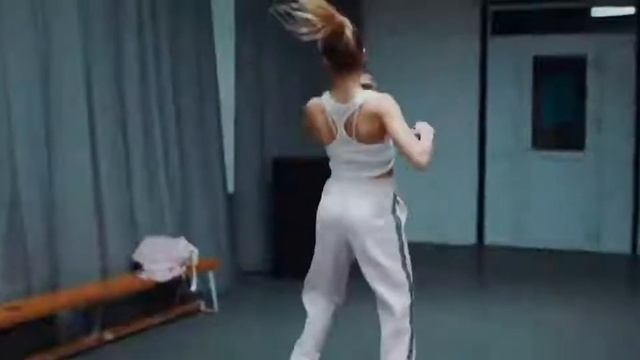 Катя Адушкина - Каждый день смотреть онлайн