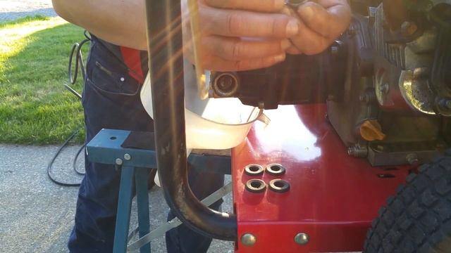 Pressure Washer Maintenance & Oil Change - BE / Karcher / Honda Pressure Washer смотреть онлайн