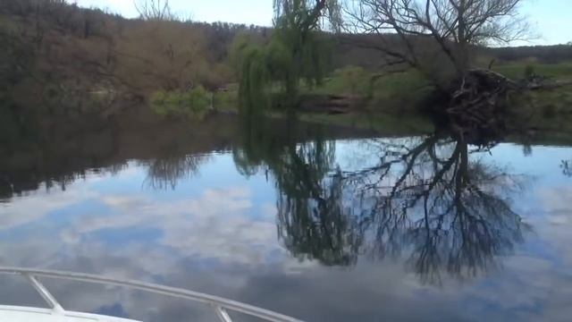 The Macallister River just south of Paradise Valley "peak hour " смотреть онлайн