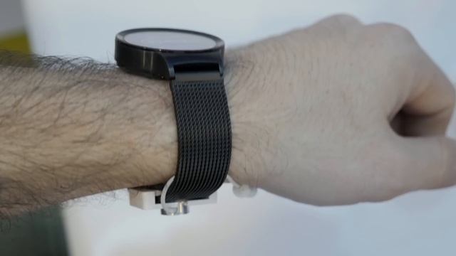 Best Android Wear Smartwatch?! (Huawei Watch) смотреть онлайн