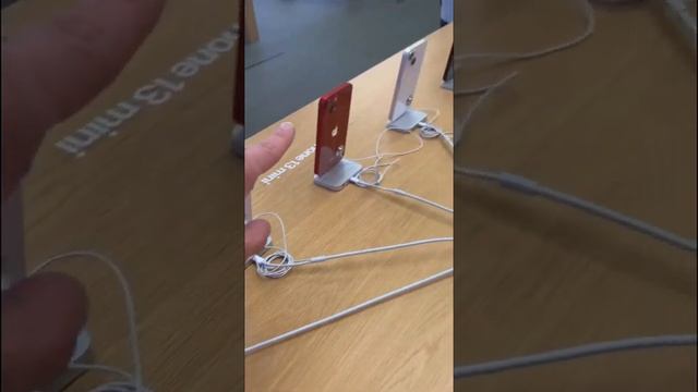 @Apple store iPhone 13 Pro Max. So Even more Pro. смотреть онлайн