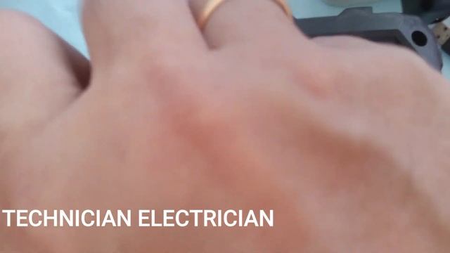 BT Bluetooth speaker wont charge/ charging problem / chargeable battery problem смотреть онлайн