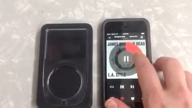echoes of the iPod clickwheel in the BeatsMusic interface? смотреть онлайн