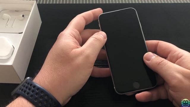 iPhone SE 2020 kicsomagolás смотреть онлайн