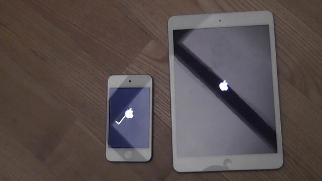 iPod touch 4th Gen. vs. iPad mini Boot test смотреть онлайн