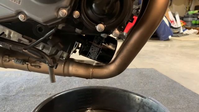 2017 Kawasaki Z650 Oil Change