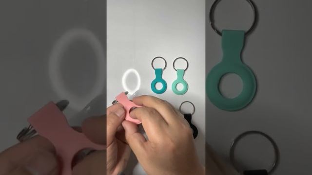 Key chain silcon loop for Apple Airtag # 1 смотреть онлайн