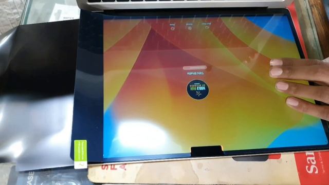 HOW TO APPLY SCREEN GUARD/ANTISHOCK ON APPLE MACBOOK AIR M2 #apple #macbook #macbookair смотреть онлайн