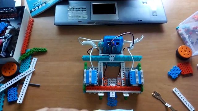 Reto 1 -- My Robot Time Sensing смотреть онлайн