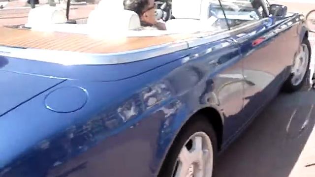 Rolls Royce Drophead Coupé at Knokke 1/2 смотреть онлайн