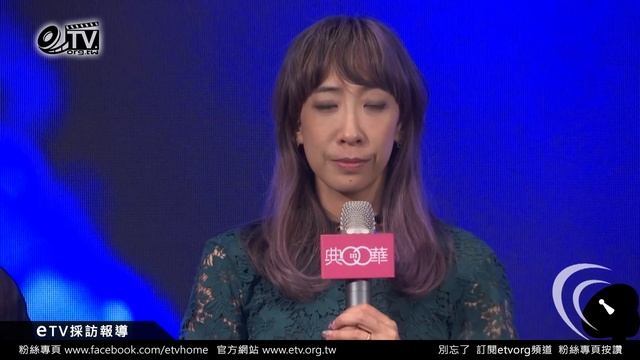 知名導演 蜷川實花就愛紫色 頭髮也染成紫色的！ смотреть онлайн
